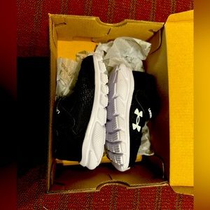 Boys' Pre-School Under Armour Assert 9 AC Running Shoes